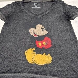 Bundle of 5 Large Disney Graphic T-Shirts